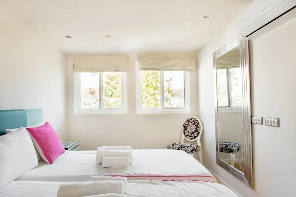 マルベーリャ Boutique Townhouse With Hot Tub Near Puerto Banusヴィラ 0*,