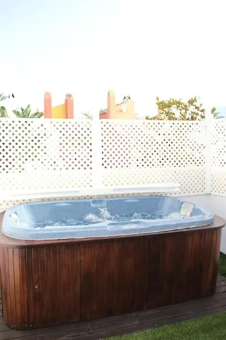 別荘 マルベーリャ Boutique Townhouse With Hot Tub Near Puerto Banusヴィラ スペイン